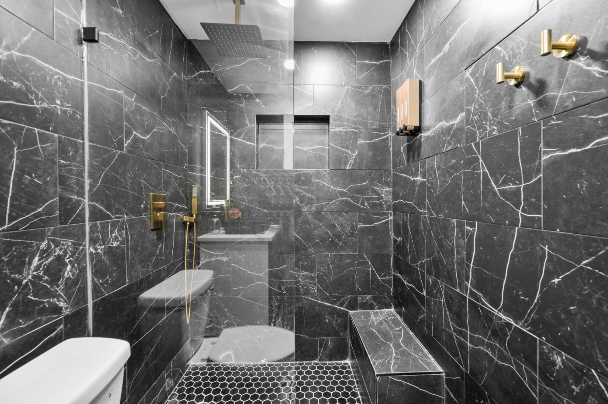 Modern 2Br City Center Getaway With Free Park Houston Exteriér fotografie